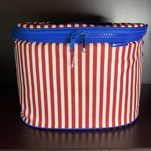 Insulated cooler bag